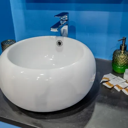 Acquario A 200m Prestigioso Loft In Centro Con Wifi Apartamento