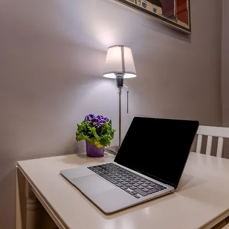 Acquario A 200m Prestigioso Loft In Centro Con Wifi Апартаменты